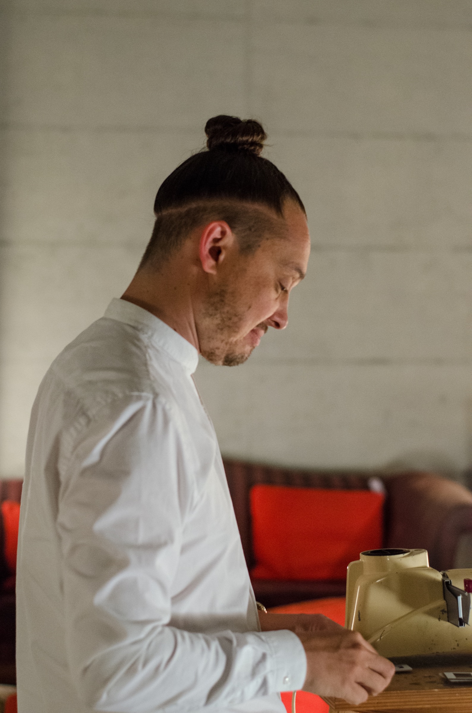 Guillaume Prin dans La Petite au chapeau de feutre