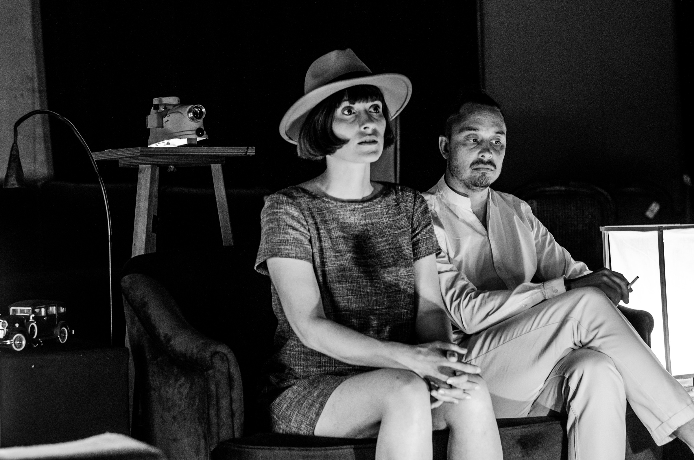 Anne Schwaller et Guillaume Prin dans La Petite au chapeau de feutre